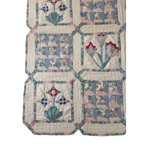 Handmade 80s Floral Patchwork Quilt Pastel Cottagecore 78x87 full / queen - Picture 3 of 16